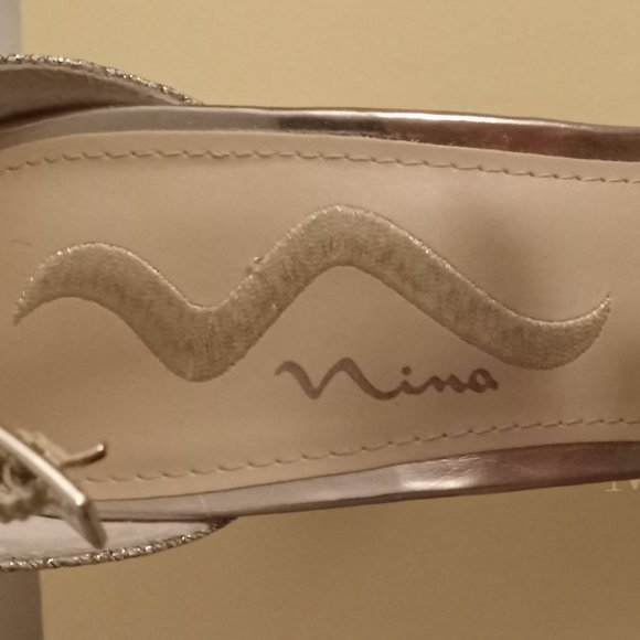 Nina Shoes Haviva1 Latte Dreamla sparkly 3” chunky gold heels w/T strap EUC sz 9 - Picture 3 of 5